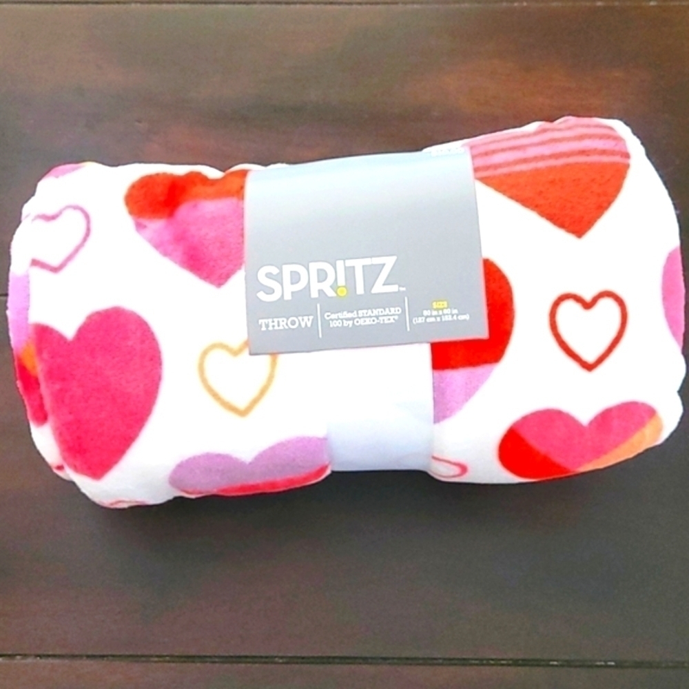 Red Spritz Heart Throw Blanket Fleece
